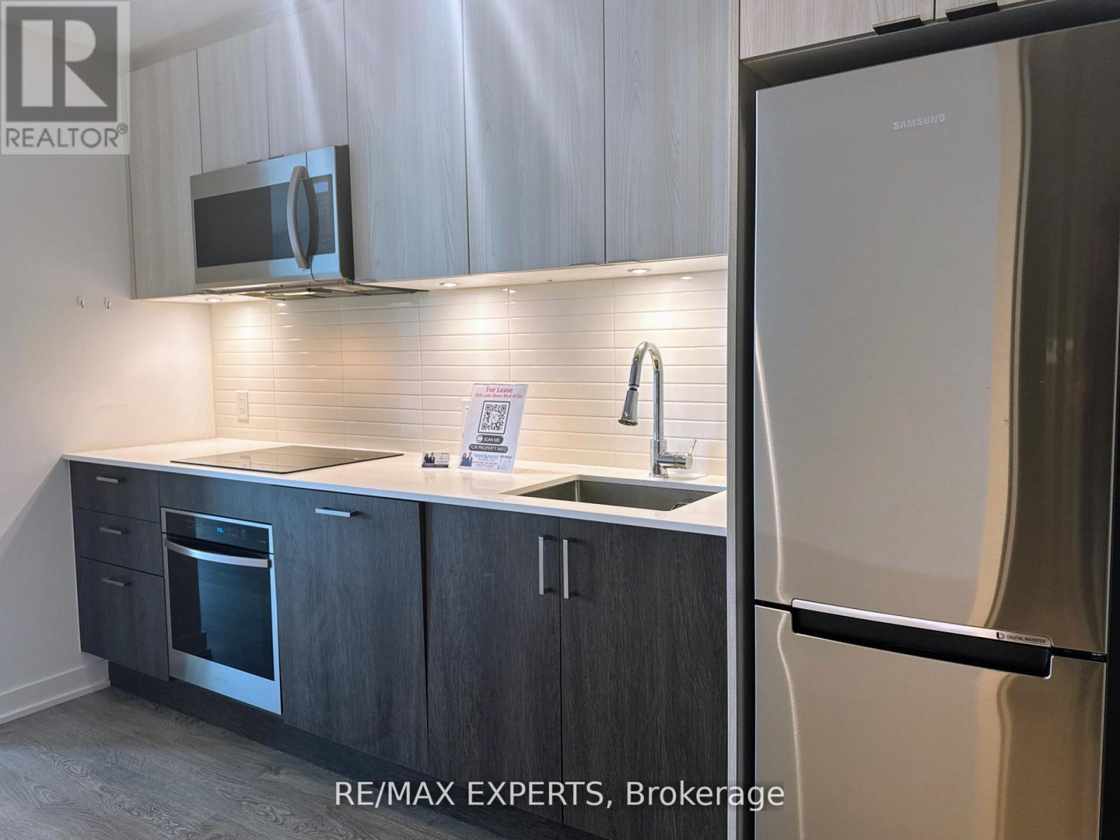 2211 - 1926 Lake Shore Boulevard W, Toronto, Ontario  M6S 1A1 - Photo 16 - W12674212