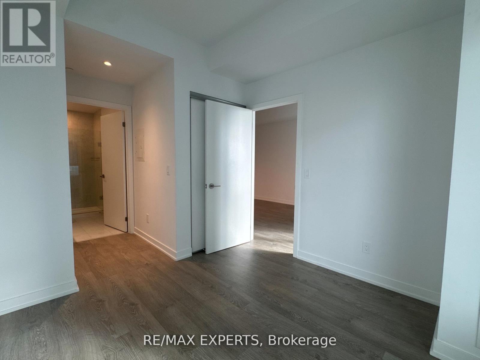 2211 - 1926 Lake Shore Boulevard W, Toronto, Ontario  M6S 1A1 - Photo 24 - W12674212