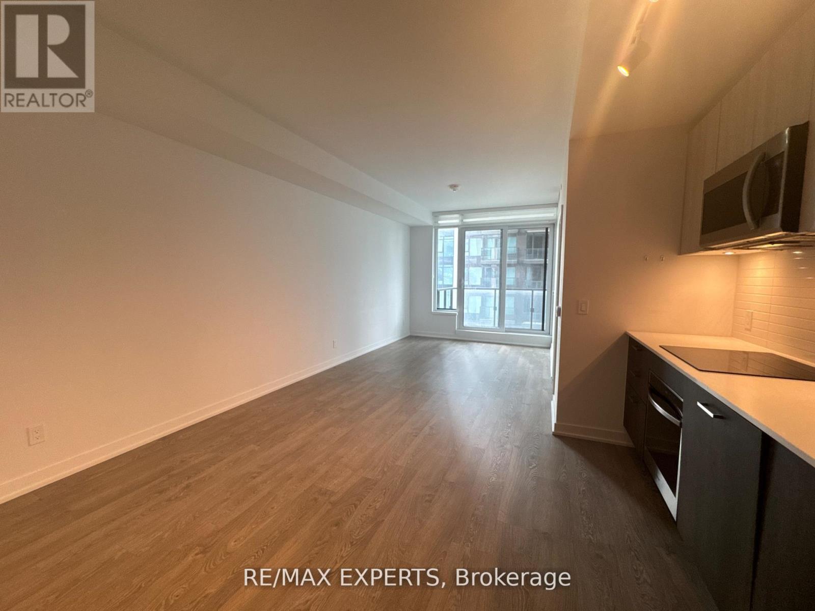 2211 - 1926 Lake Shore Boulevard W, Toronto, Ontario  M6S 1A1 - Photo 6 - W12674212
