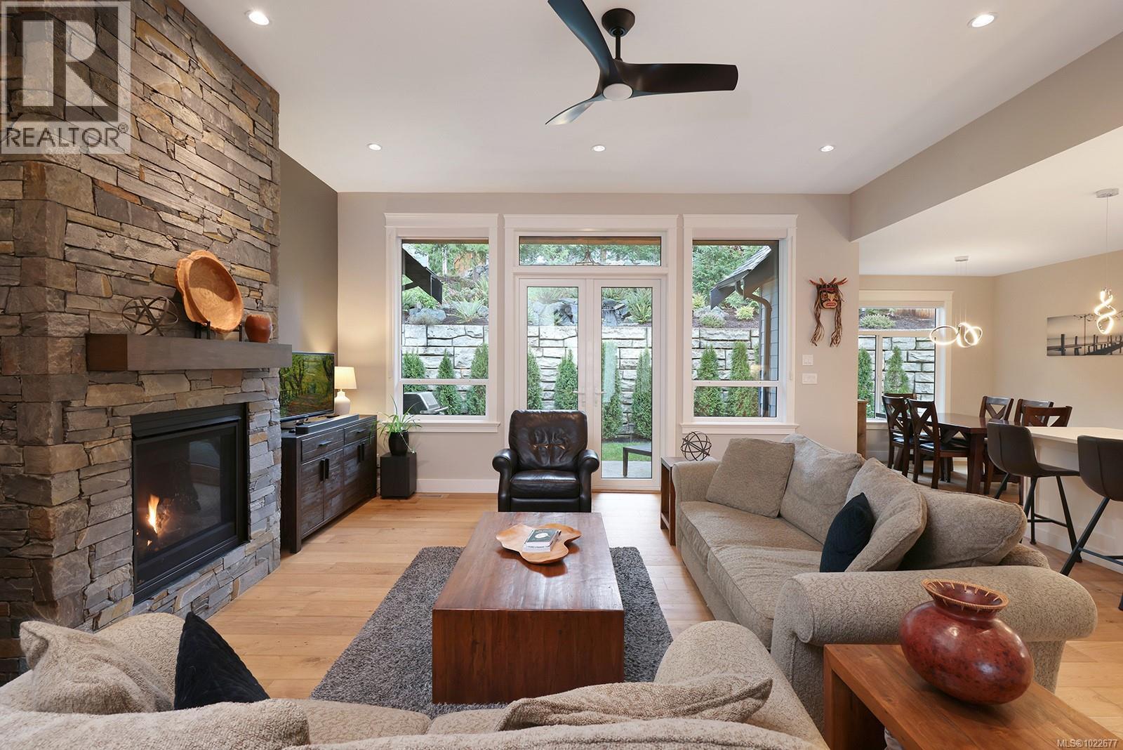 3221 Klanawa Cres, Courtenay, British Columbia  V9N 0H4 - Photo 6 - 1022677