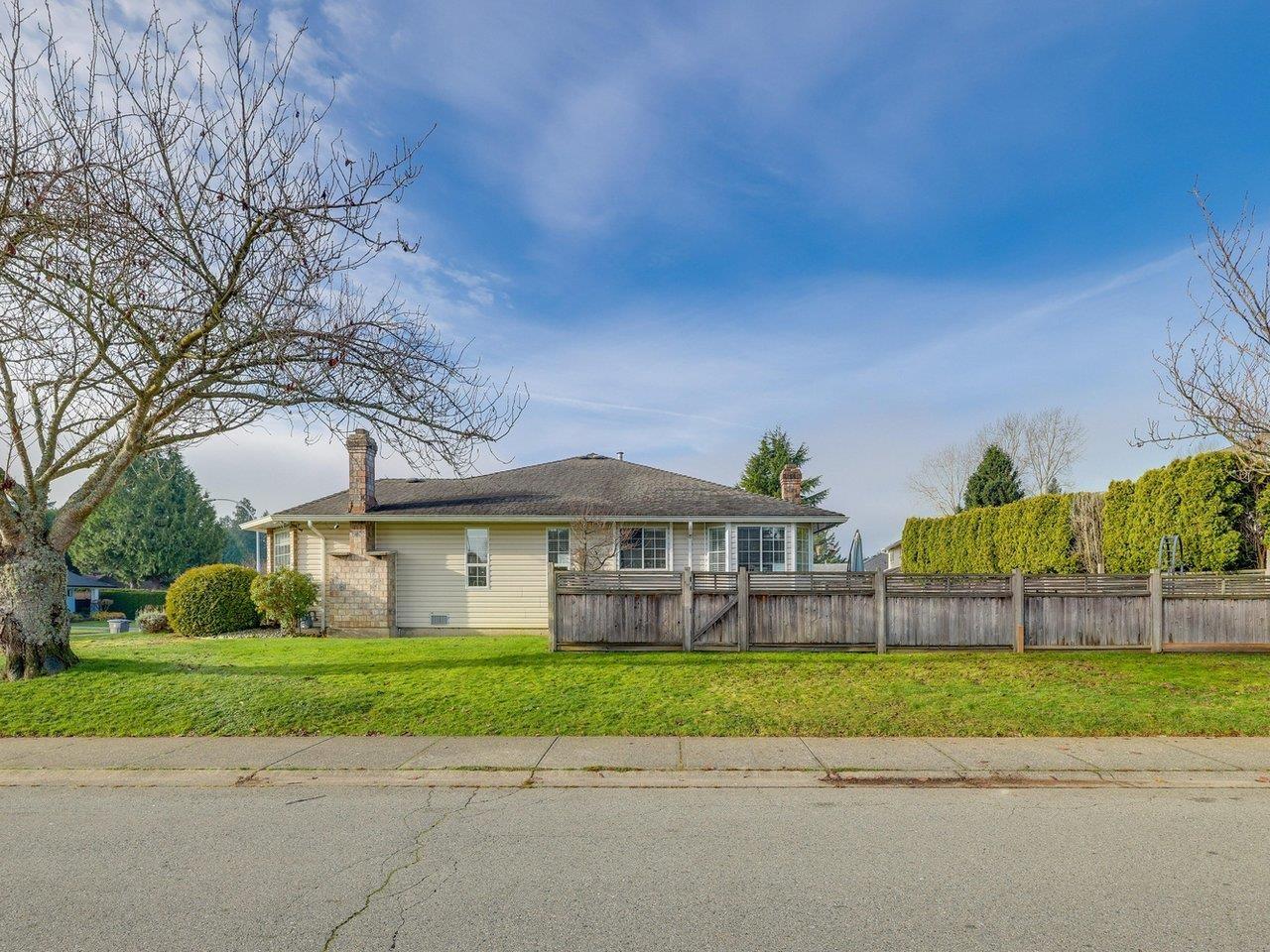 16347 12 Avenue, Surrey, British Columbia  V4A 8C3 - Photo 3 - R3077146