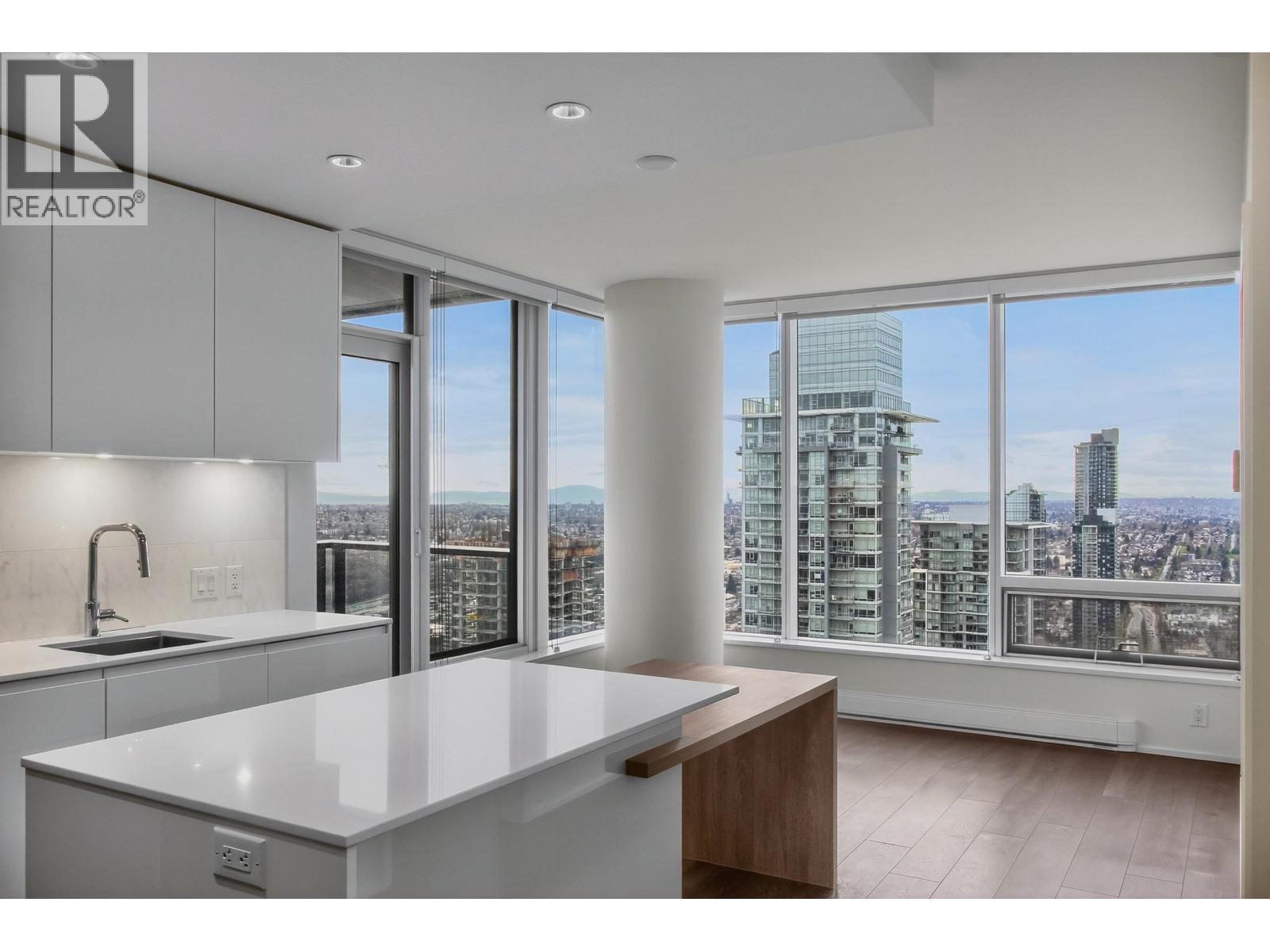 4806 1955 Alpha Way, Burnaby, British Columbia  V5C 0K9 - Photo 19 - R3069306