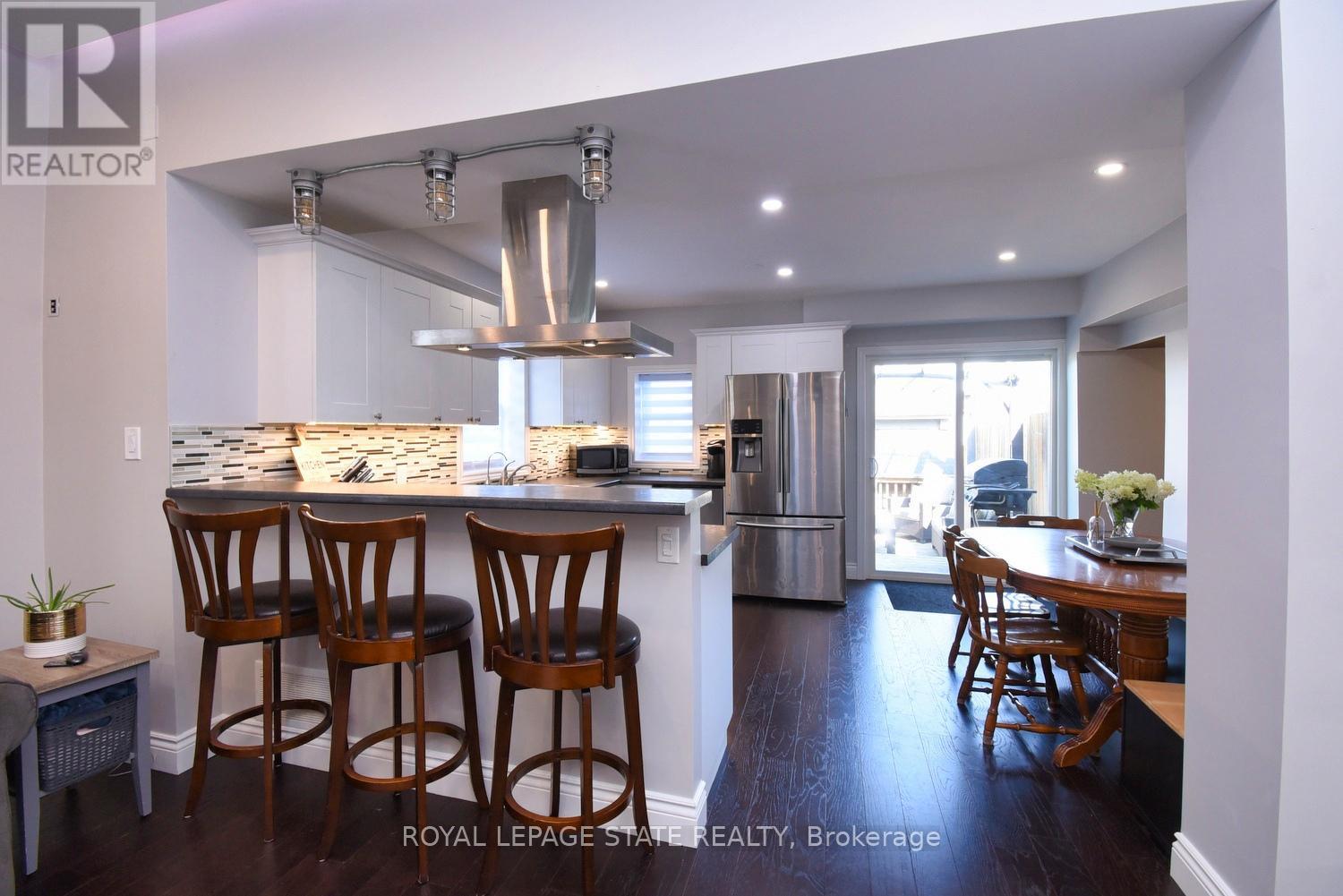 111 Drummond Street, Brantford, Ontario  N3S 5Z9 - Photo 11 - X12674270