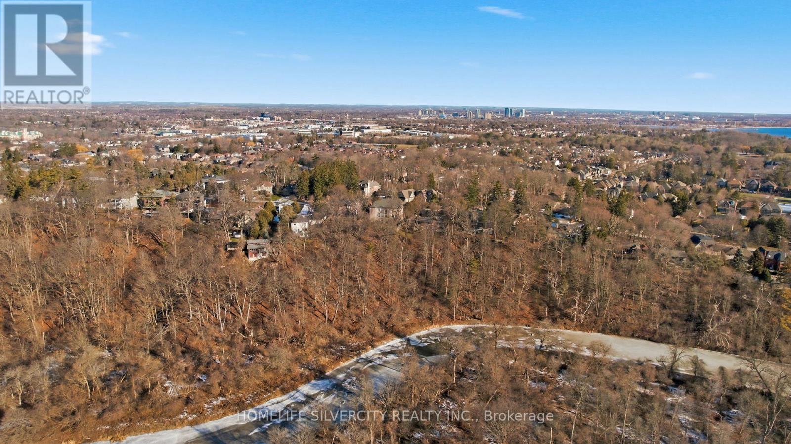 492 Rougemount Drive, Pickering, Ontario  L1W 2B9 - Photo 35 - E12671482