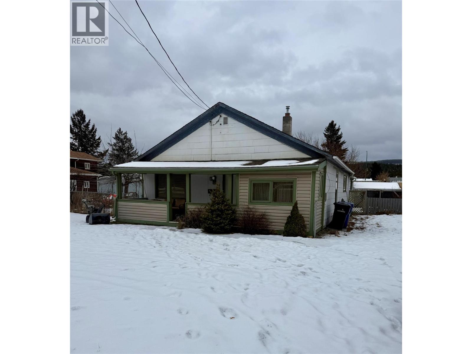 712 Victoria Avenue N, Cranbrook, British Columbia  V1C 3Y4 - Photo 1 - 10372132