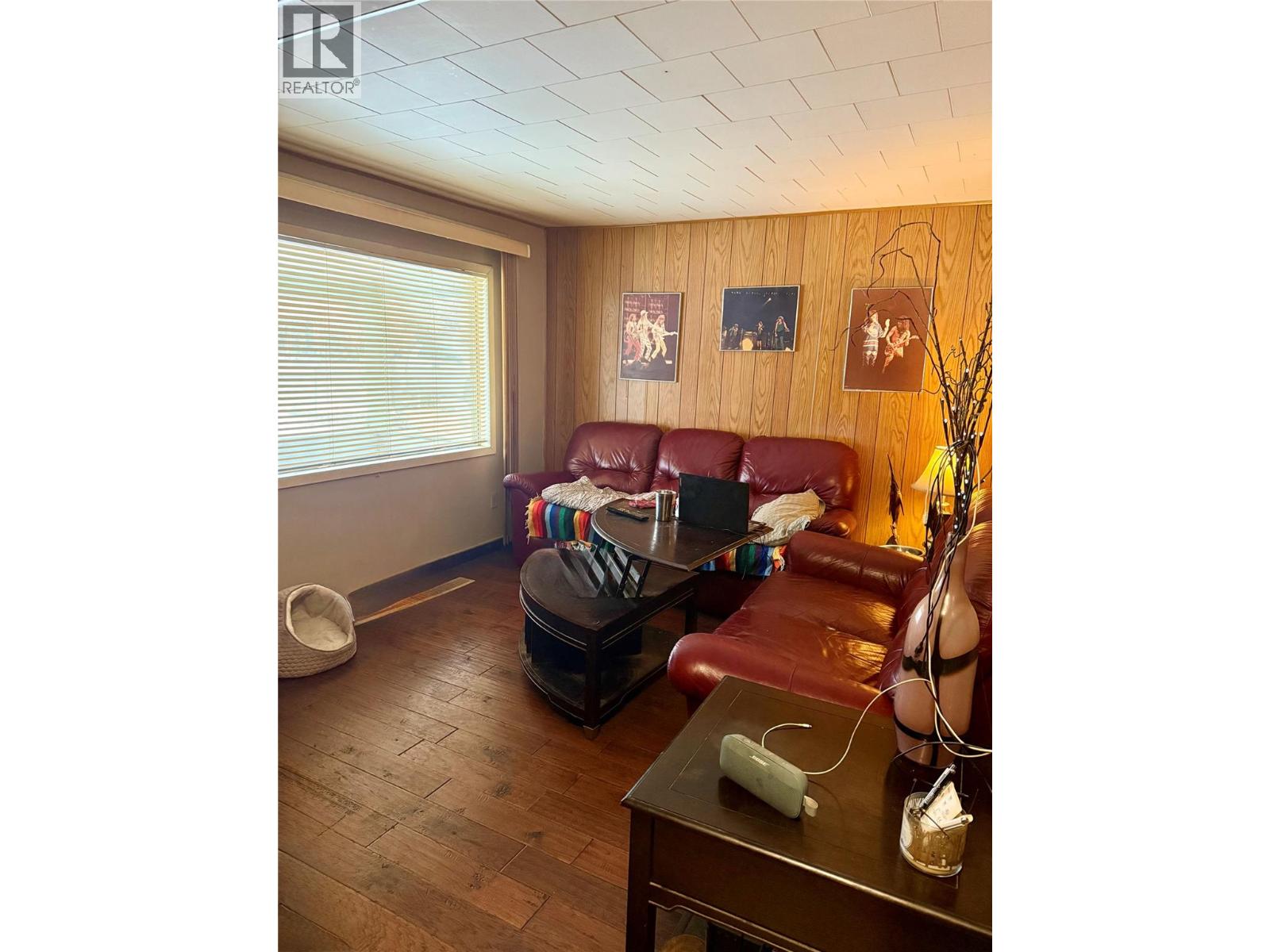 712 Victoria Avenue N, Cranbrook, British Columbia  V1C 3Y4 - Photo 3 - 10372132