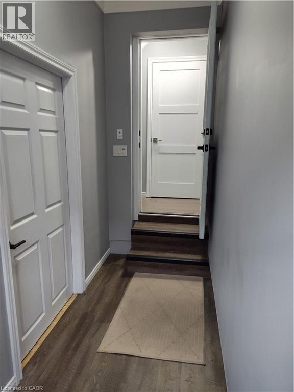 88 San Fernando Drive Unit# Lower, Hamilton, Ontario  L9C 2C2 - Photo 3 - 40796893