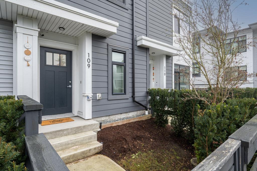 109 15235 Sitka Drive, Surrey, British Columbia  V3S 0A9 - Photo 5 - R3075648