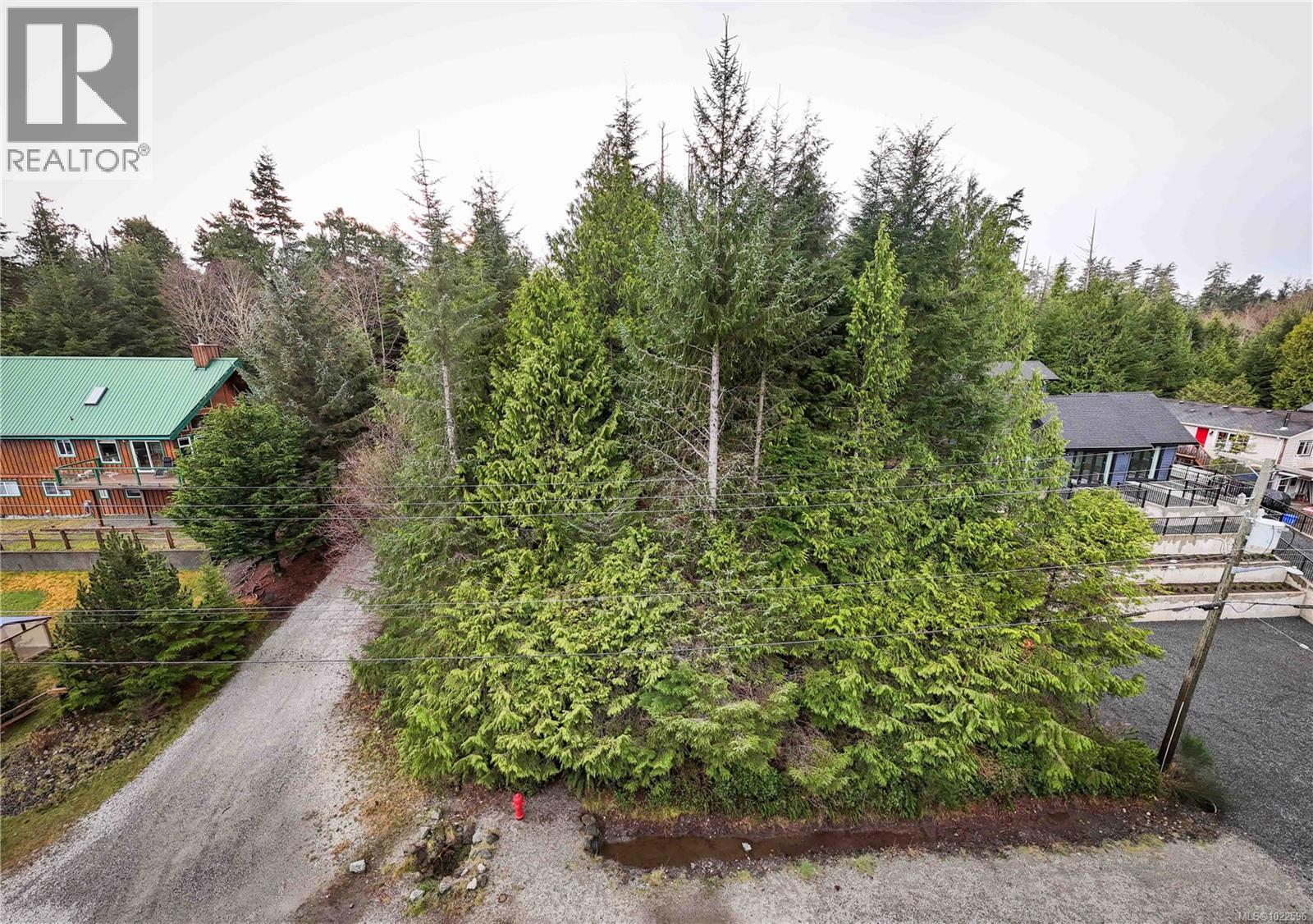 1391 Victoria Rd, Ucluelet, British Columbia
