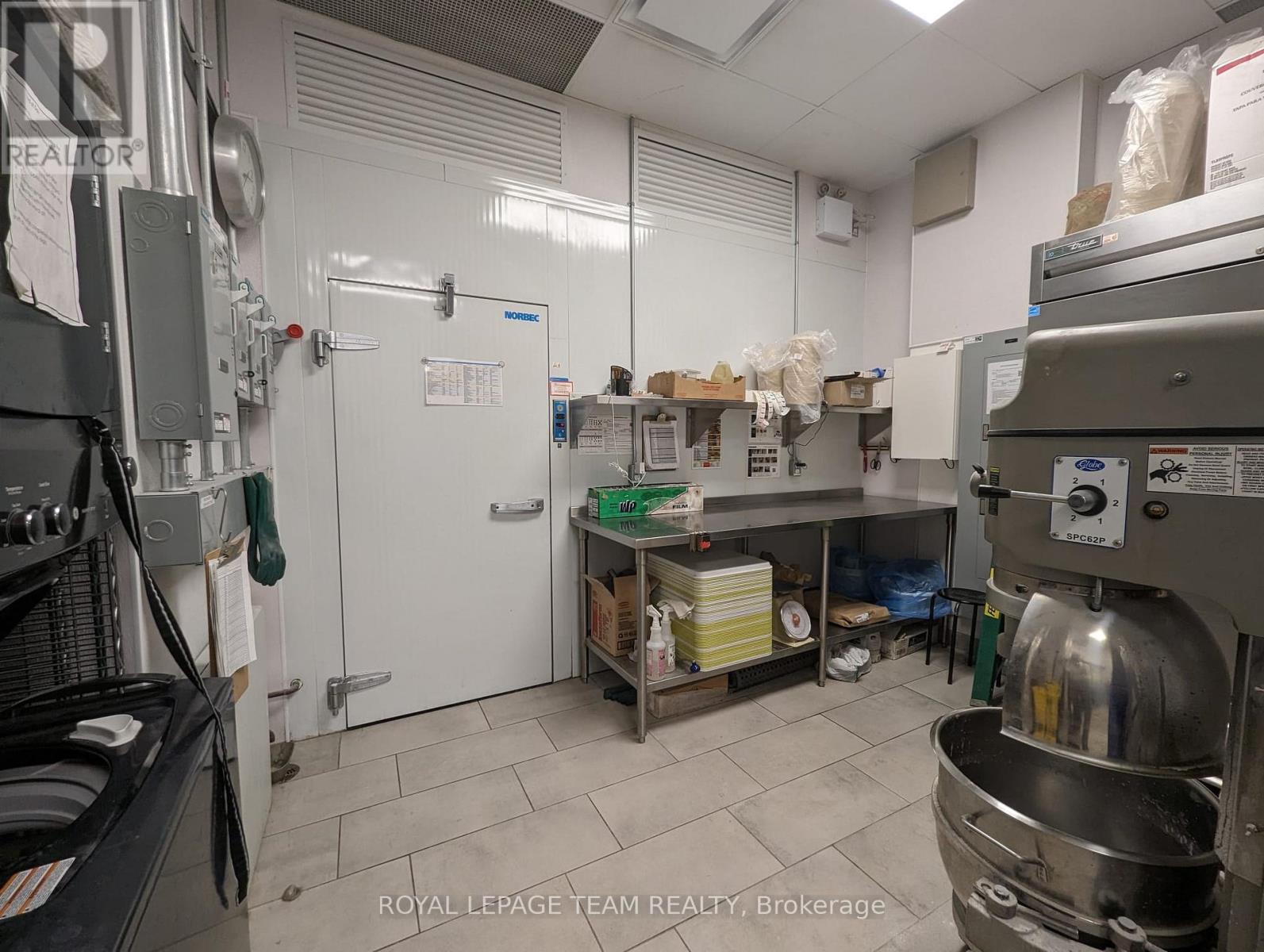 1 - 4285 Strandherd Drive, Ottawa, Ontario  K2J 5P8 - Photo 18 - X12674296