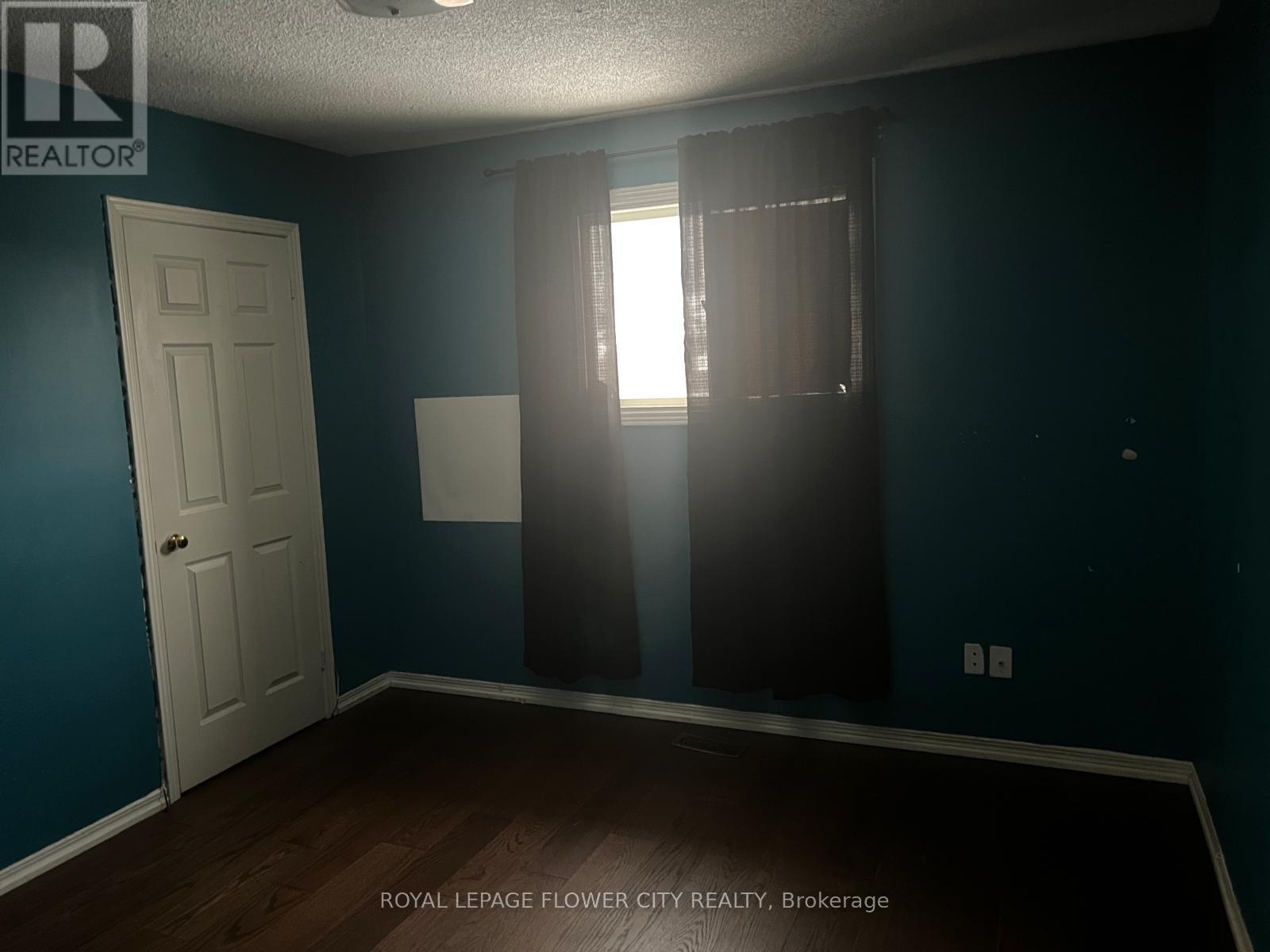 5364 Champlain Trail, Mississauga, Ontario  L5R 2Y4 - Photo 15 - W12561018