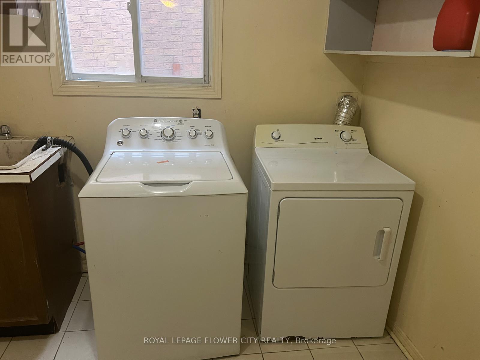 5364 Champlain Trail, Mississauga, Ontario  L5R 2Y4 - Photo 19 - W12561018