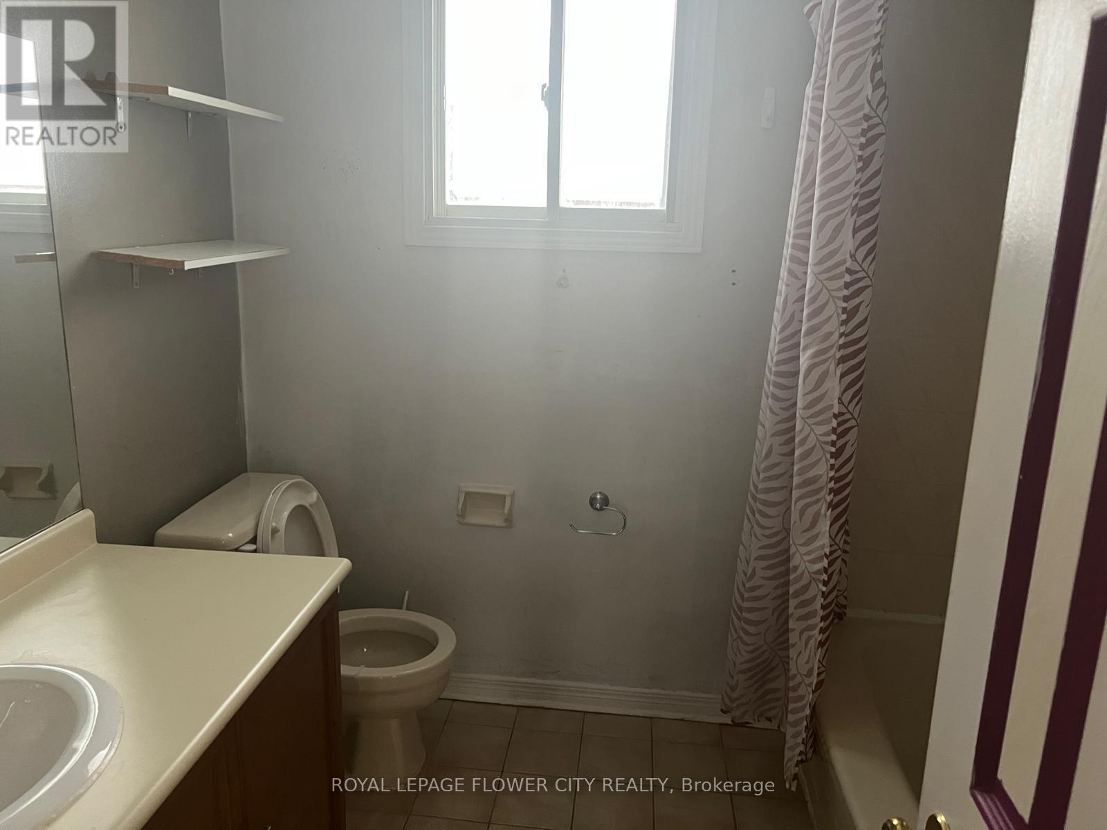 5364 Champlain Trail, Mississauga, Ontario  L5R 2Y4 - Photo 18 - W12561018