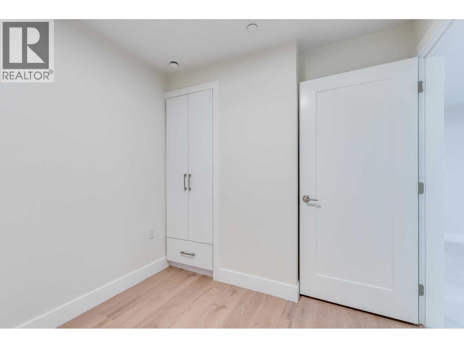 1 2943 E 44th Avenue, Vancouver, British Columbia  V5R 3A9 - Photo 31 - R3077151