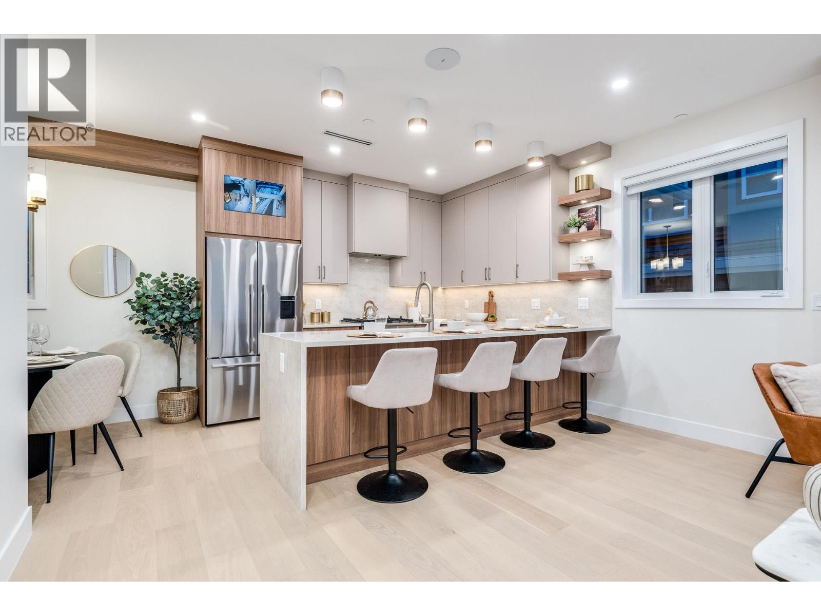 1 2943 E 44th Avenue, Vancouver, British Columbia  V5R 3A9 - Photo 7 - R3077151