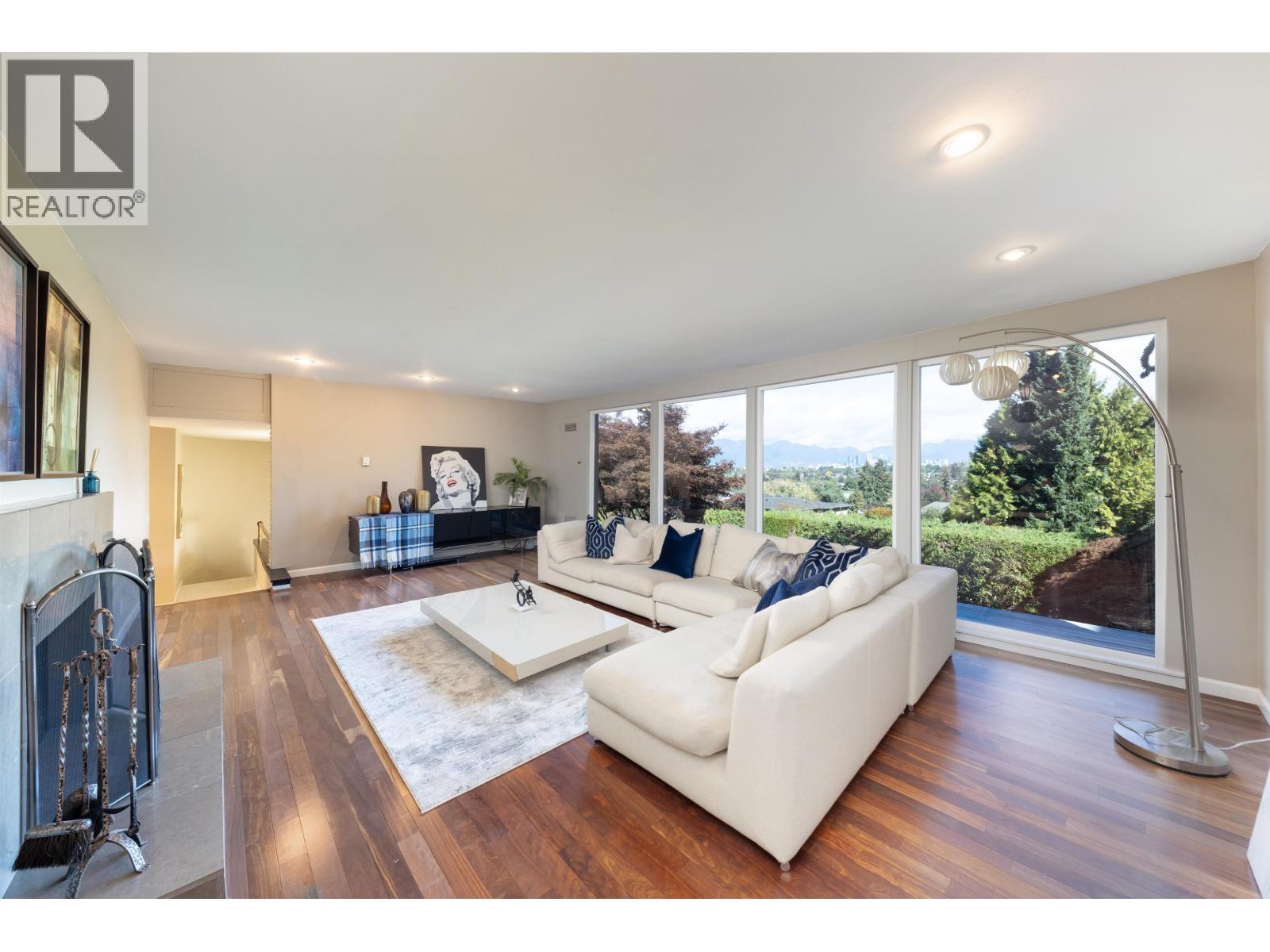 4393 PUGET DRIVE, Vancouver, British Columbia