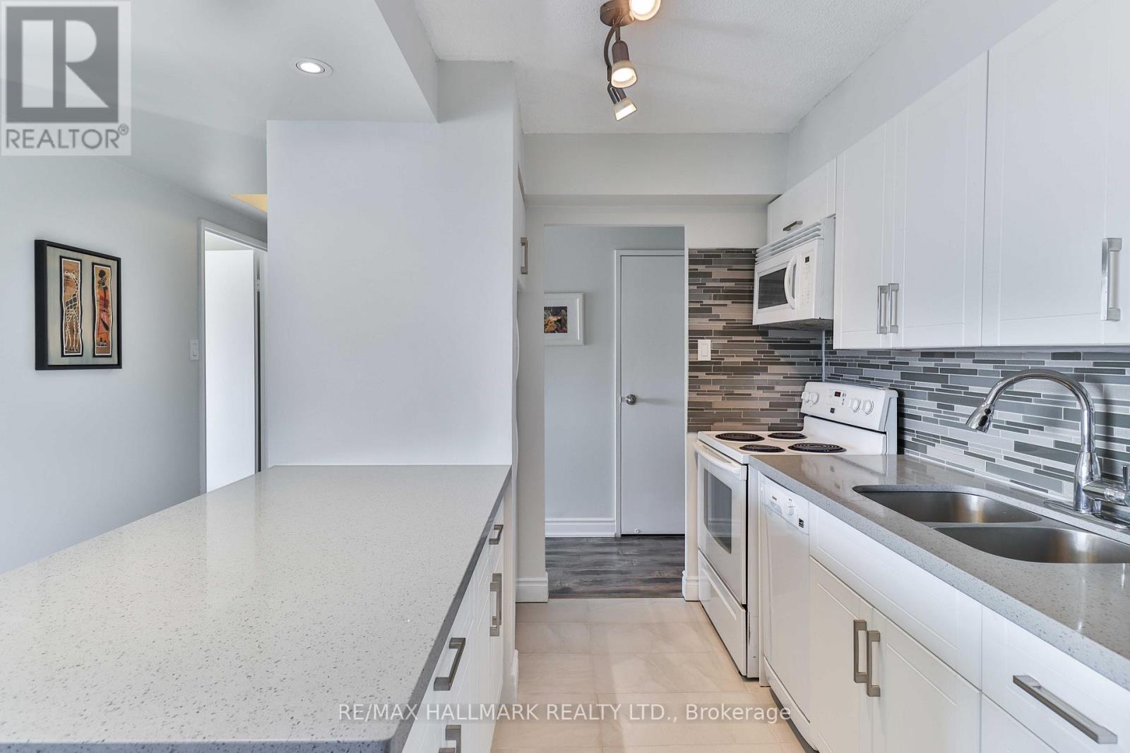 410 - 40 Bay Mills Boulevard, Toronto, Ontario  M1T 3P5 - Photo 2 - E12674356