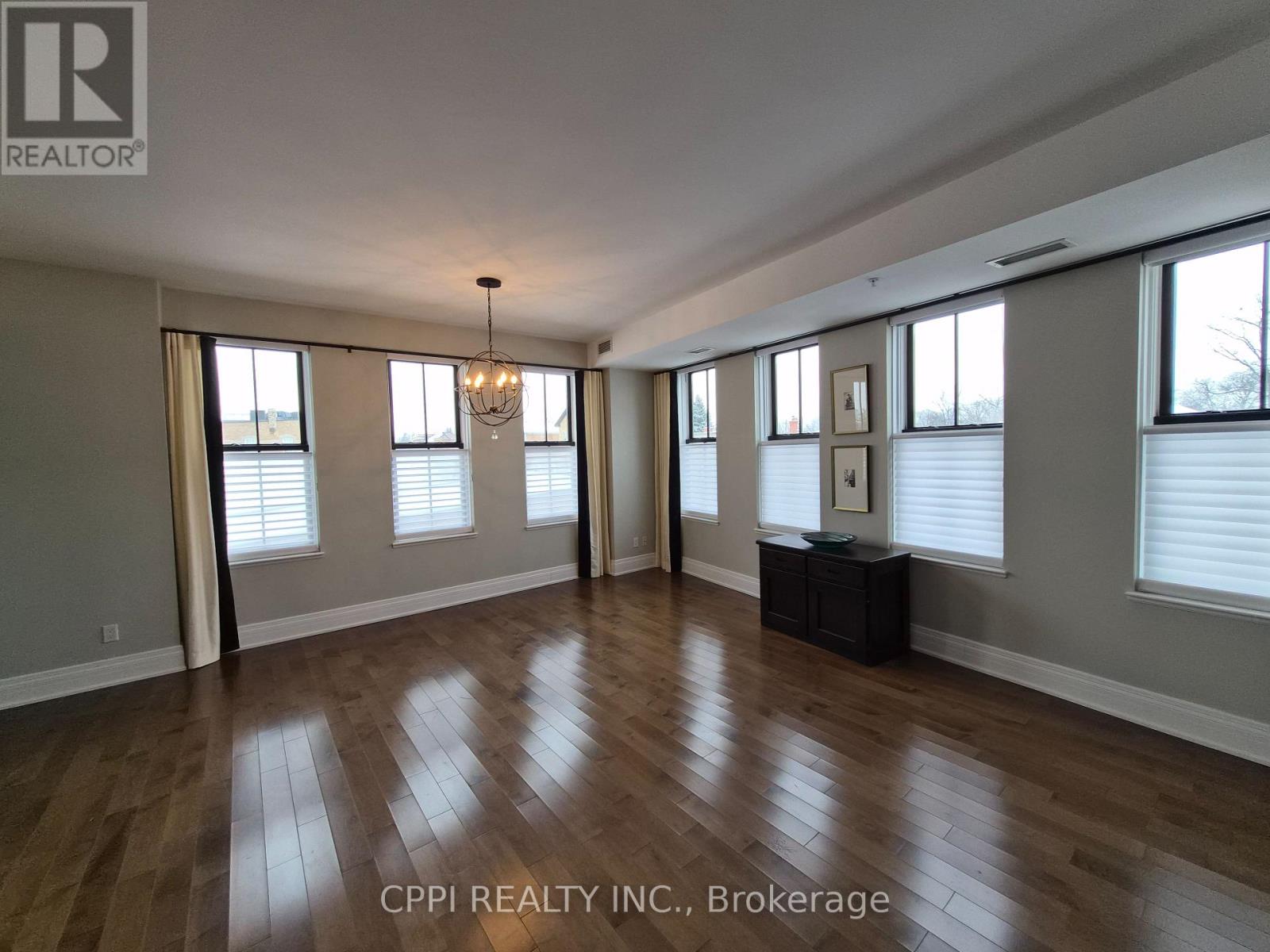 329 - 68 Main Street N, Markham (Old Markham Village), Ontario  L3P 0N5 - Photo 5 - N12674308