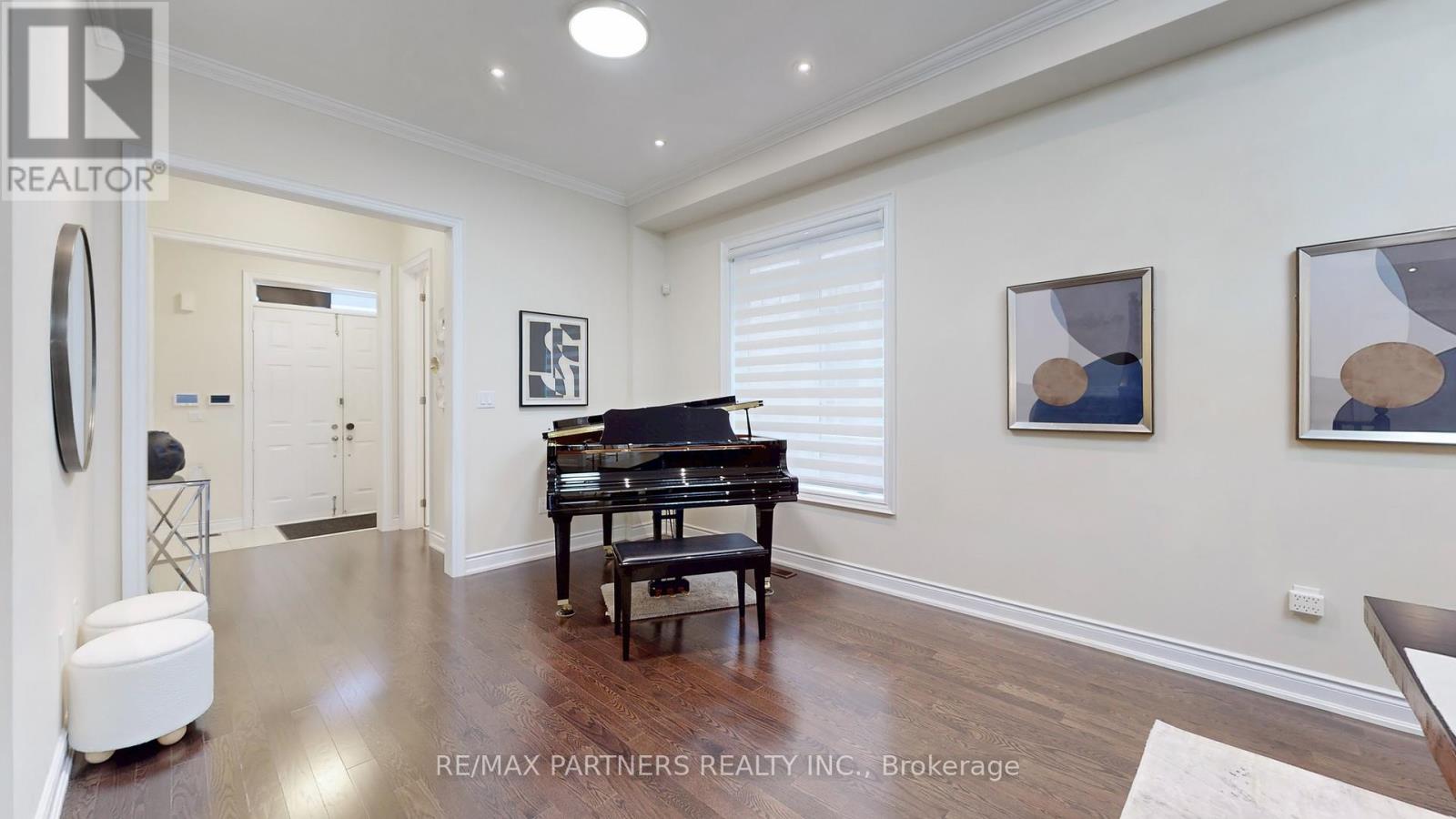 65 Meadowsweet Lane, Richmond Hill, Ontario  L4E 1B9 - Photo 9 - N12674316