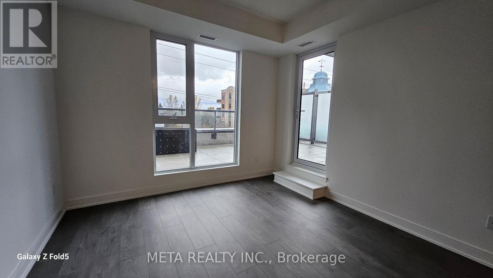 B406 - 715 Davis Drive, Newmarket, Ontario  L3Y 0J2 - Photo 5 - N12674352