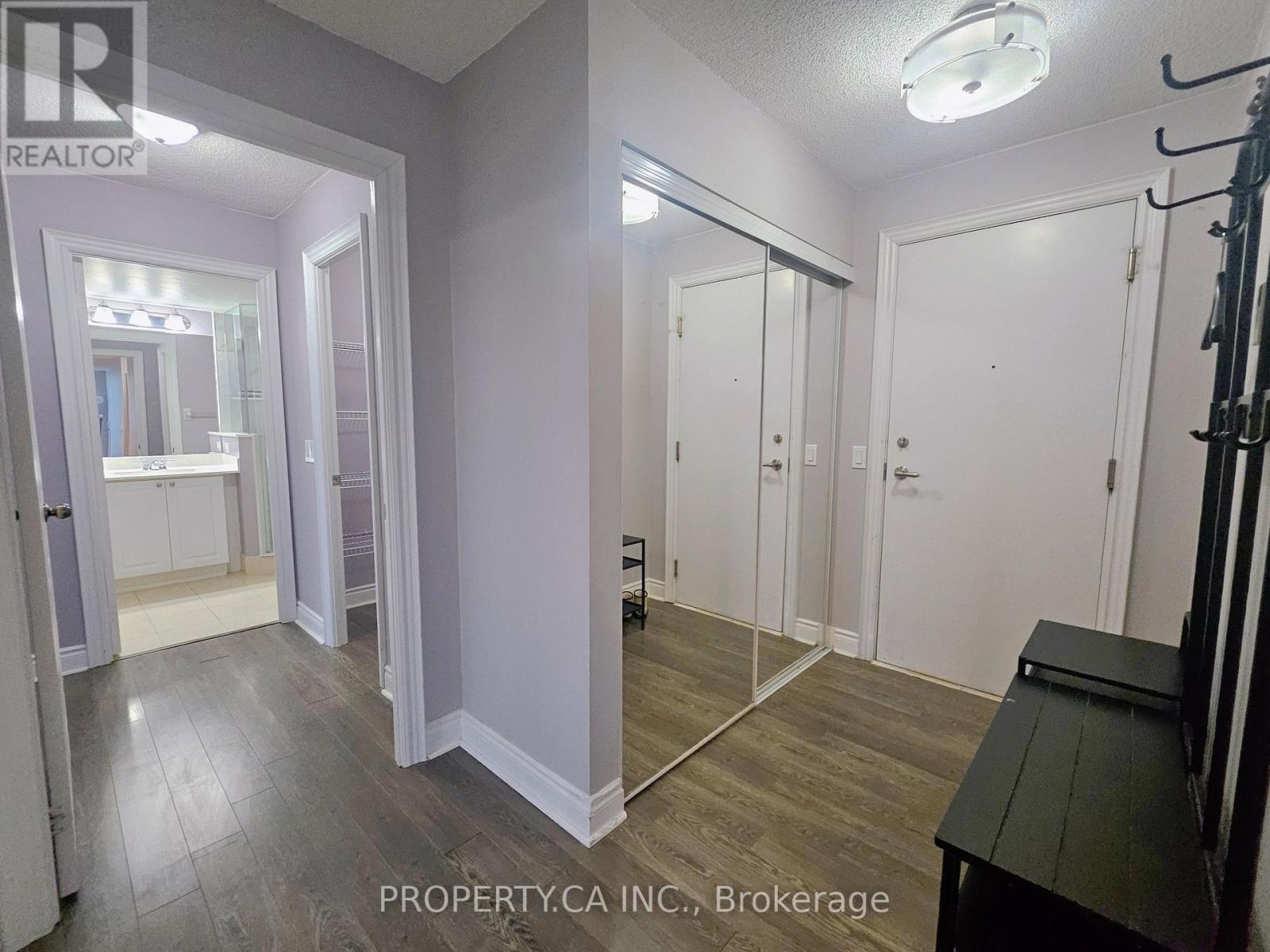 2127 - 25 Greenview Avenue, Toronto, Ontario  M2M 0A5 - Photo 12 - C12659484