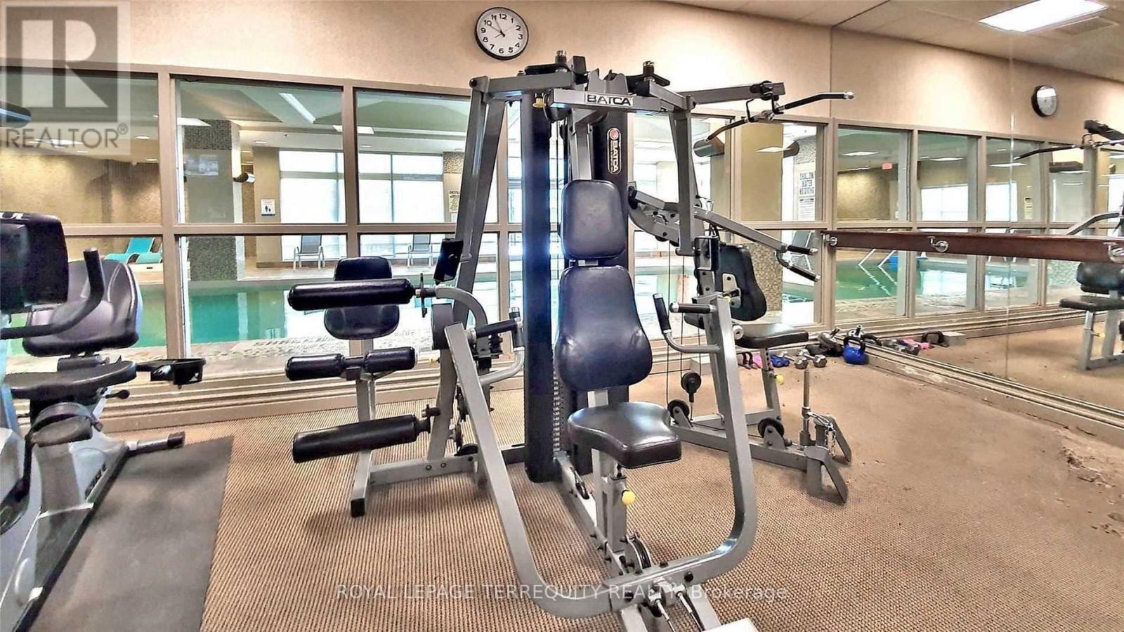 2212 - 339 Rathburn Road W, Mississauga, Ontario  L5B 0K6 - Photo 6 - W12671506