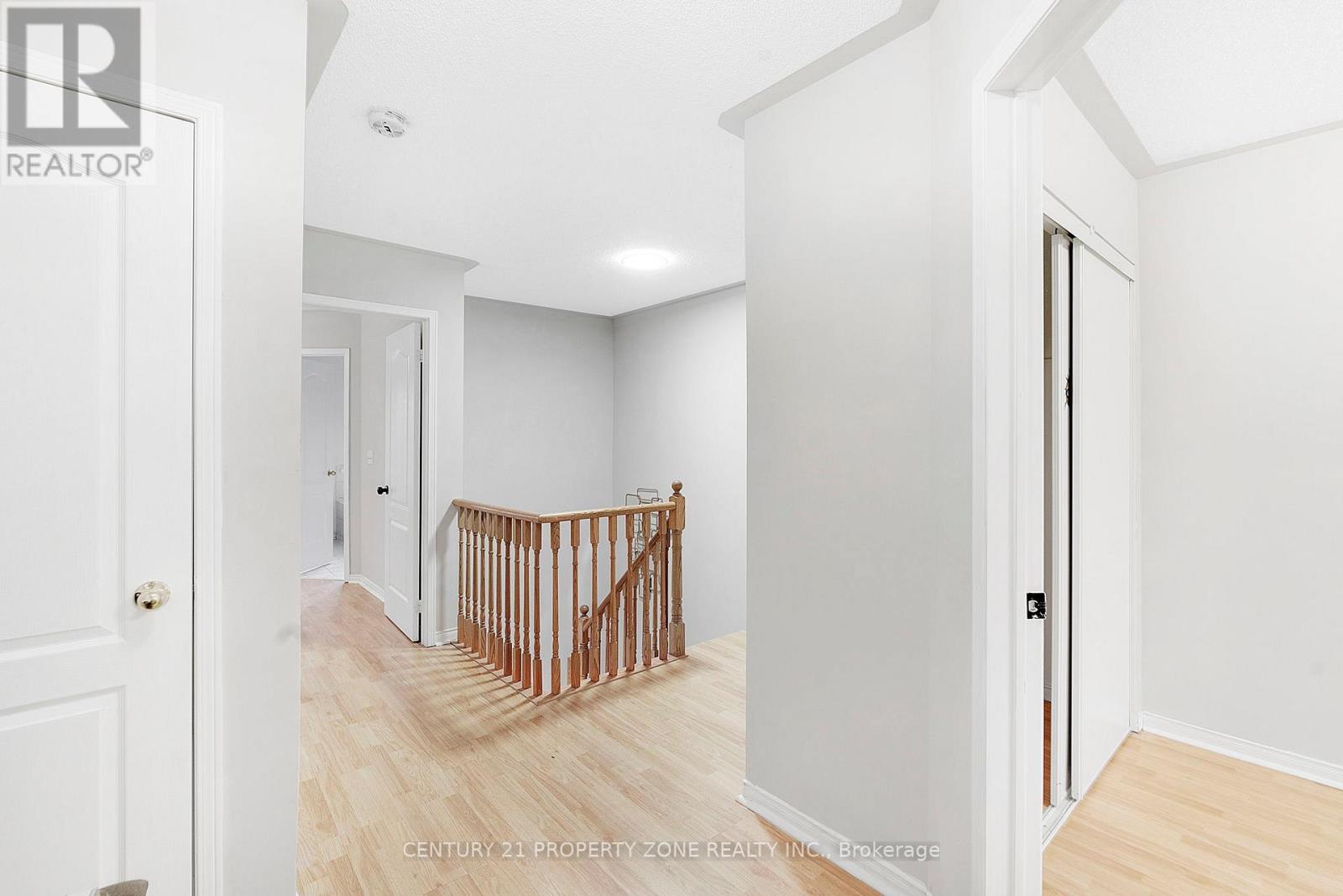 42 Mossgrove Crescent, Brampton (Northwest Sandalwood Parkway), Ontario  L7A 3E6 - Photo 21 - W12674322