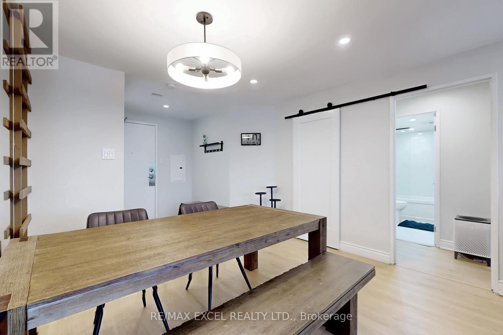 1505 - 4460 Tucana Court, Mississauga (Hurontario), Ontario  L5R 3K9 - Photo 7 - W12674336