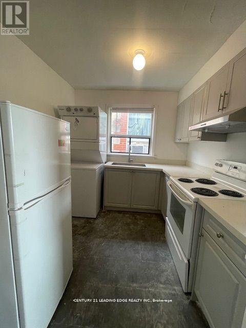 Apt 1 - 1516 Eglinton Avenue W, Toronto, Ontario  M6E 2G8 - Photo 3 - W12674346