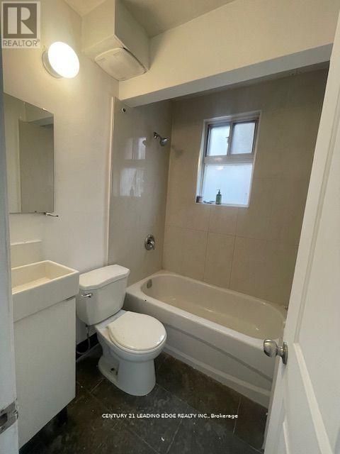 Apt 1 - 1516 Eglinton Avenue W, Toronto, Ontario  M6E 2G8 - Photo 6 - W12674346