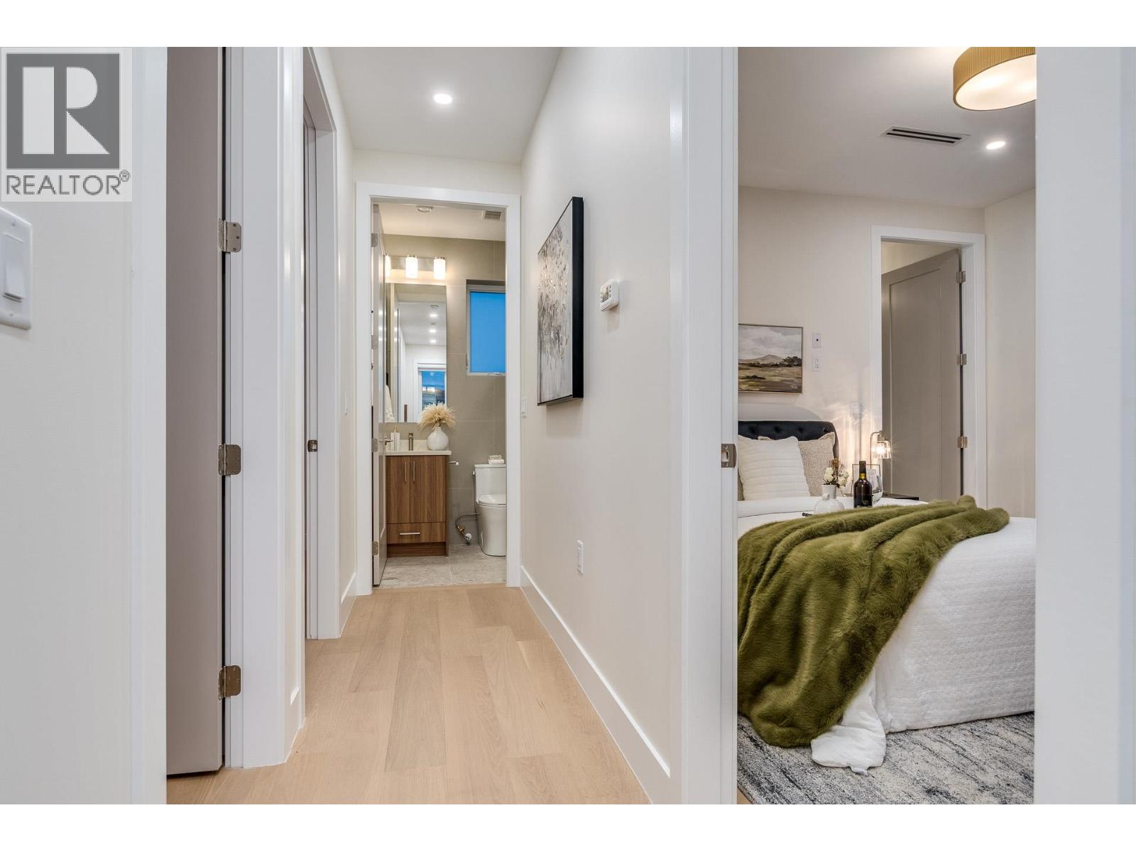 1 2945 E 44th Avenue, Vancouver, British Columbia  V5R 3A9 - Photo 16 - R3077122