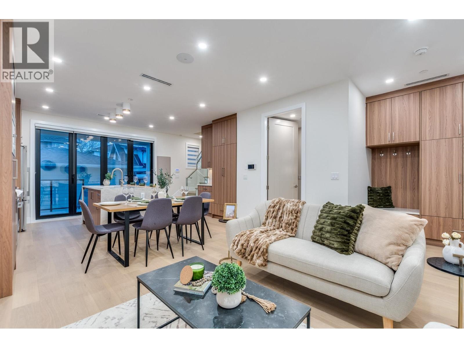 1 2945 E 44th Avenue, Vancouver, British Columbia  V5R 3A9 - Photo 5 - R3077122