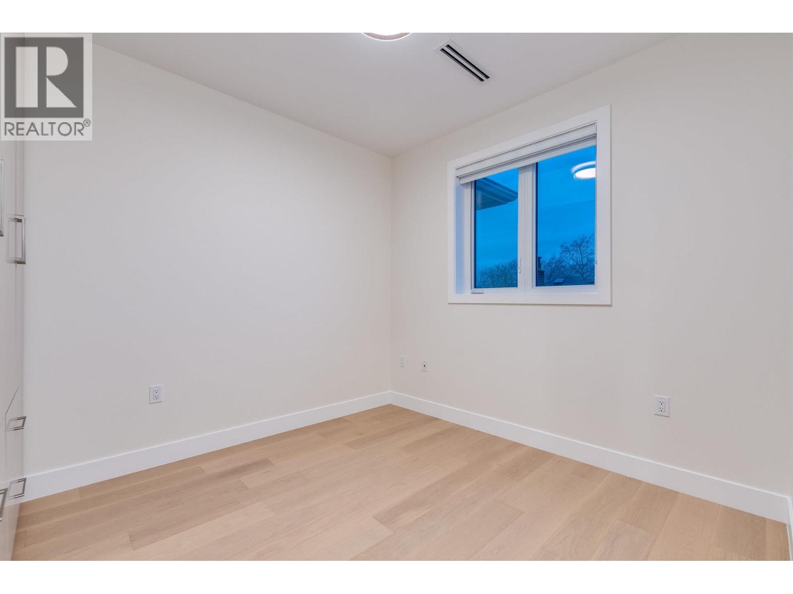 1 2945 E 44th Avenue, Vancouver, British Columbia  V5R 3A9 - Photo 19 - R3077122