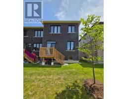 296 OKANAGAN PATH, Oshawa, Ontario
