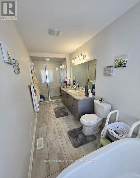 296 Okanagan Path, Oshawa, Ontario  L1H 0A7 - Photo 28 - E12671246