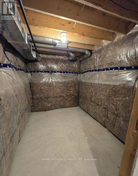 296 Okanagan Path, Oshawa, Ontario  L1H 0A7 - Photo 34 - E12671246