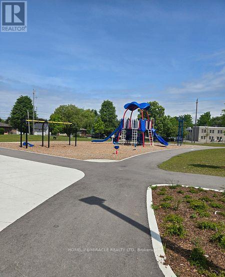 296 Okanagan Path, Oshawa, Ontario  L1H 0A7 - Photo 35 - E12671246