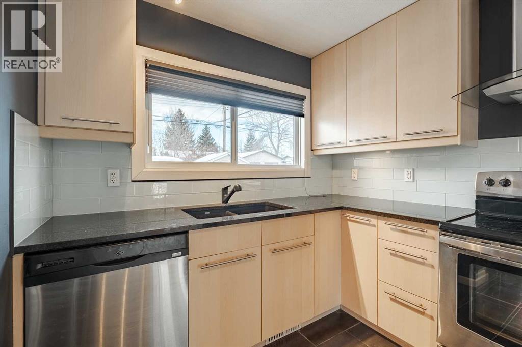 3335 Boulton Road Nw, Calgary, Alberta  T2L 1M2 - Photo 10 - A2277365