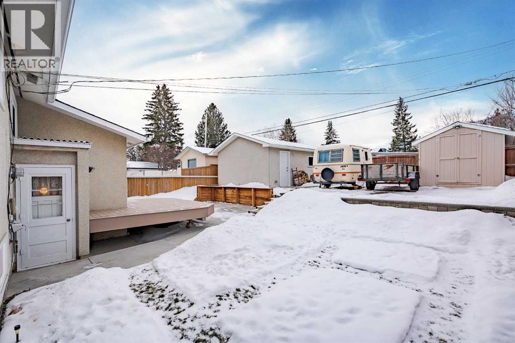 3335 Boulton Road Nw, Calgary, Alberta  T2L 1M2 - Photo 36 - A2277365