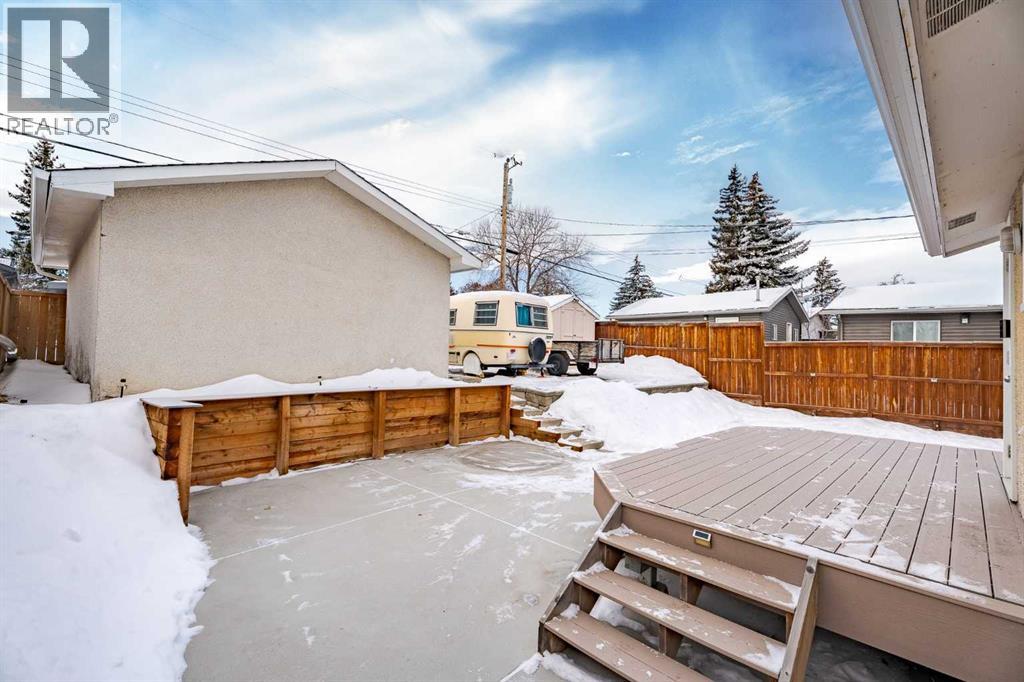 3335 Boulton Road Nw, Calgary, Alberta  T2L 1M2 - Photo 39 - A2277365