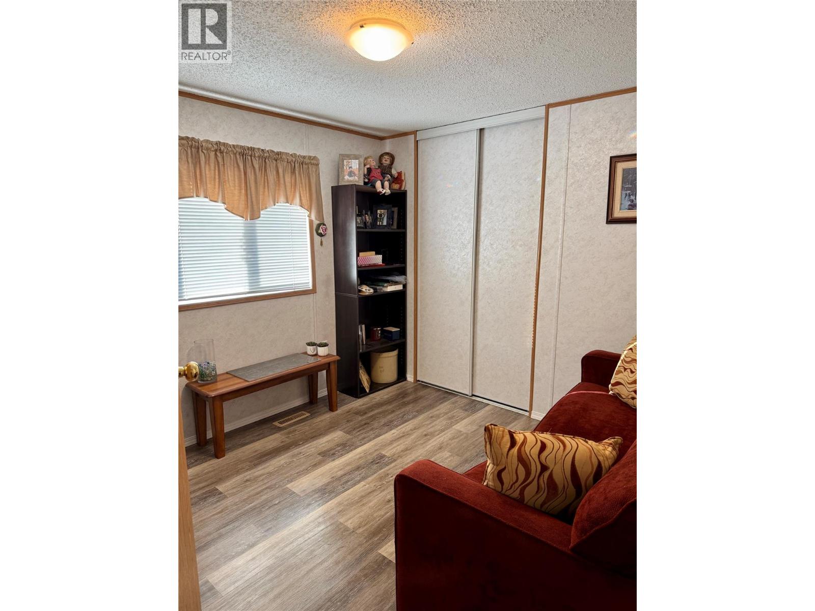 2120 Kokanee Court N, Cranbrook, British Columbia  V1V 6N7 - Photo 6 - 10371956