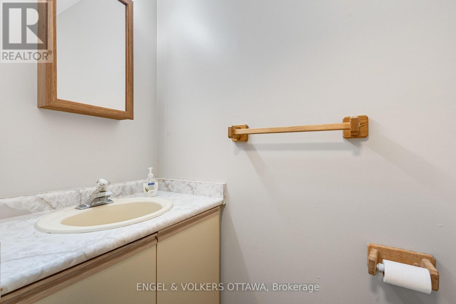 1321 Morley Boulevard, Ottawa, Ontario  K2C 1R1 - Photo 4 - X12674416