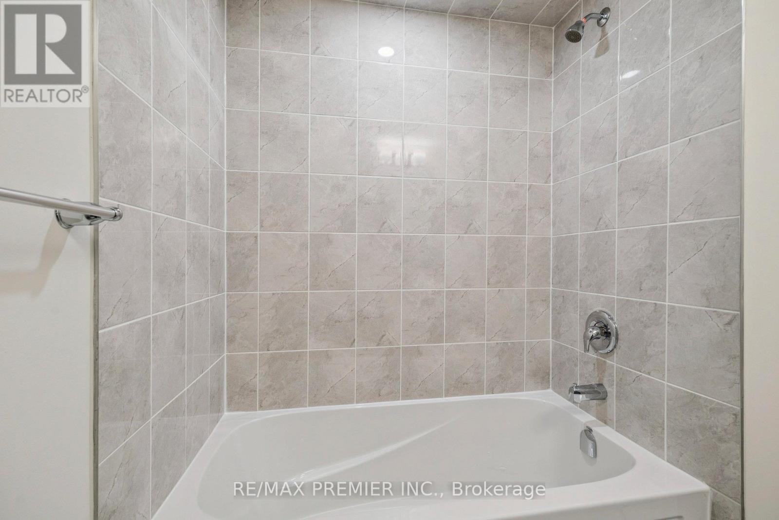 38 Cherry Hill Lane, Barrie, Ontario  L4N 6K7 - Photo 36 - S12674288