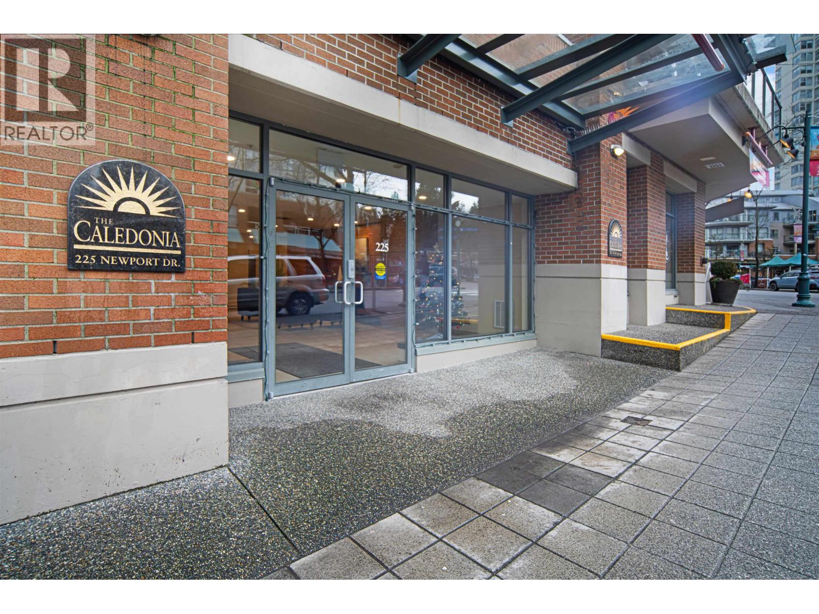 321 225 Newport Drive, Port Moody, British Columbia  V3H 5C7 - Photo 2 - R3077193