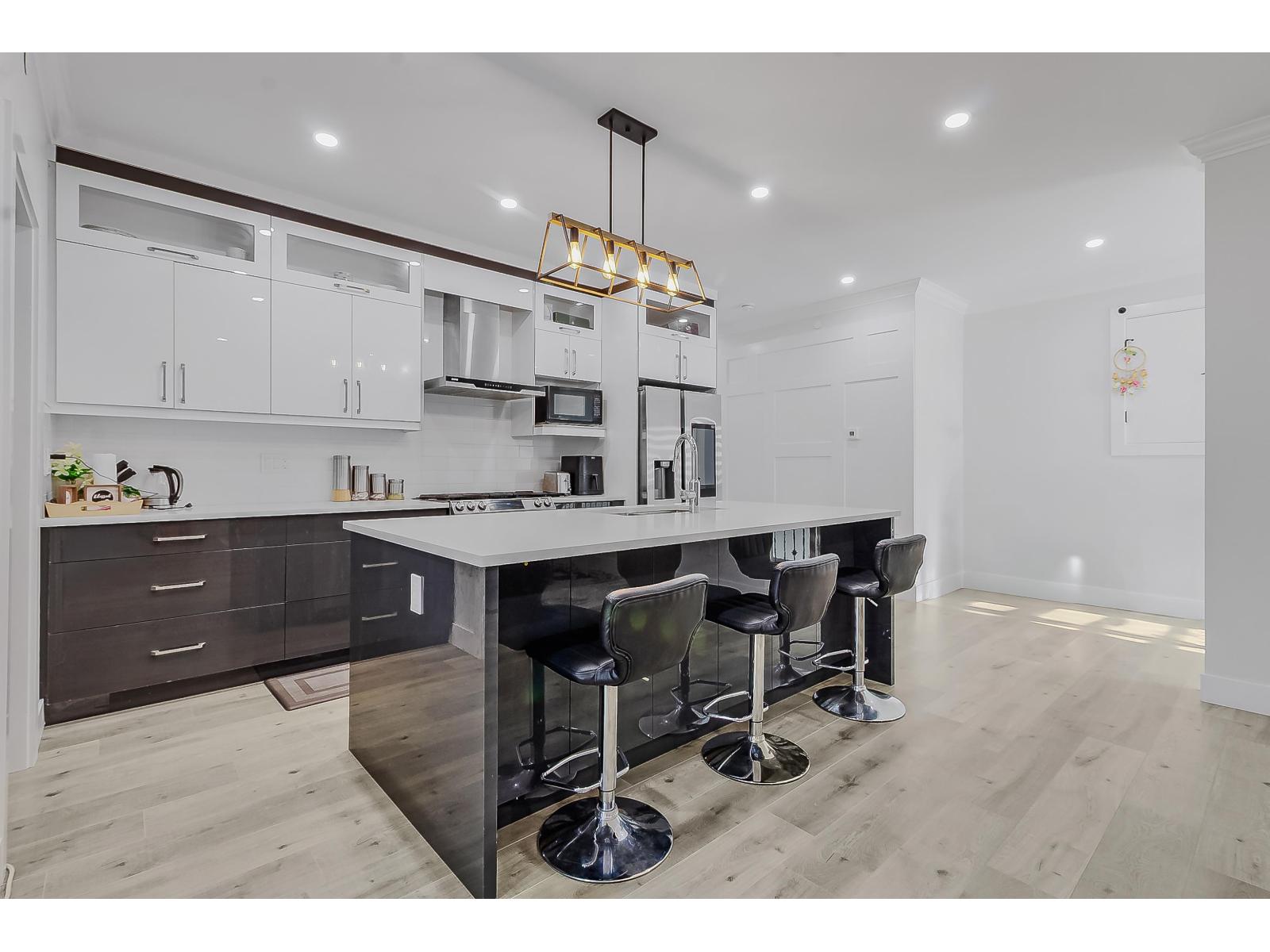 33967 Barker Court, Mission, British Columbia  V2V 6B2 - Photo 10 - R3077245