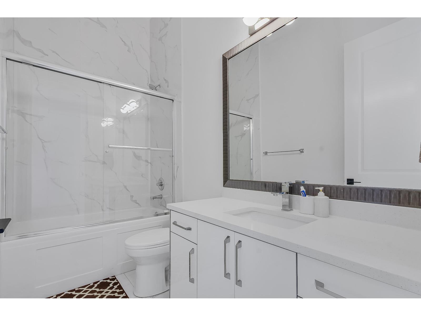 33967 Barker Court, Mission, British Columbia  V2V 6B2 - Photo 7 - R3077245