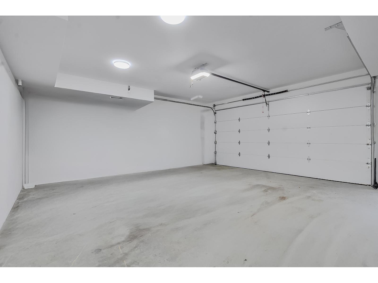 33967 Barker Court, Mission, British Columbia  V2V 6B2 - Photo 27 - R3077245