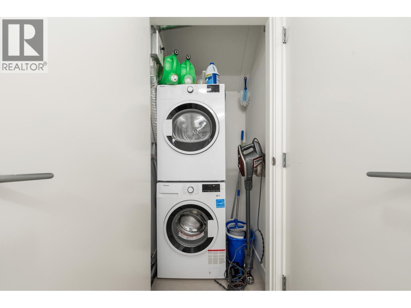 8980 University Crescent, Burnaby, British Columbia  V5A 4Y8 - Photo 27 - R3077226