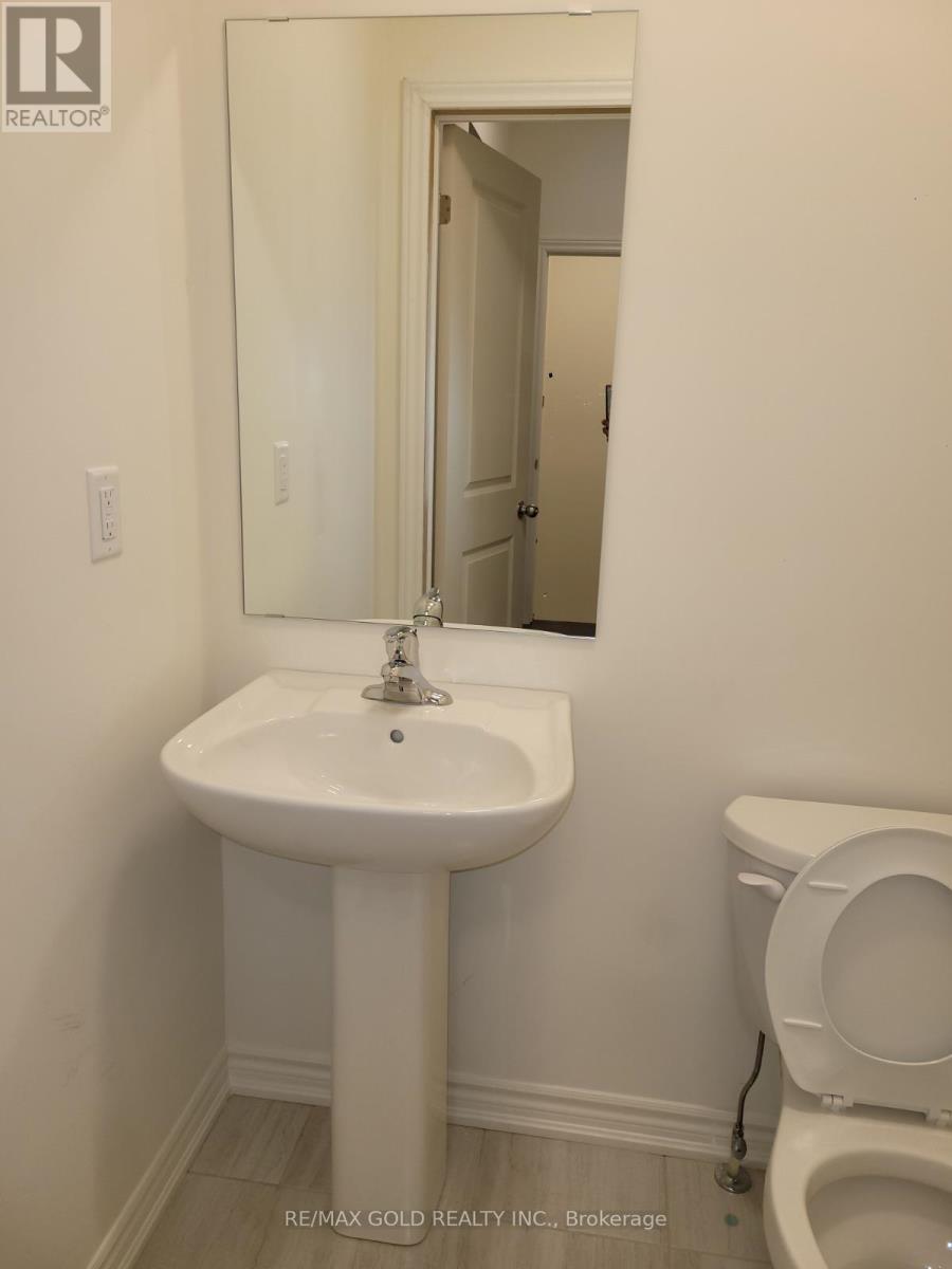 1222 Rexton Drive, Oshawa, Ontario  L1H 8L7 - Photo 7 - E12674410