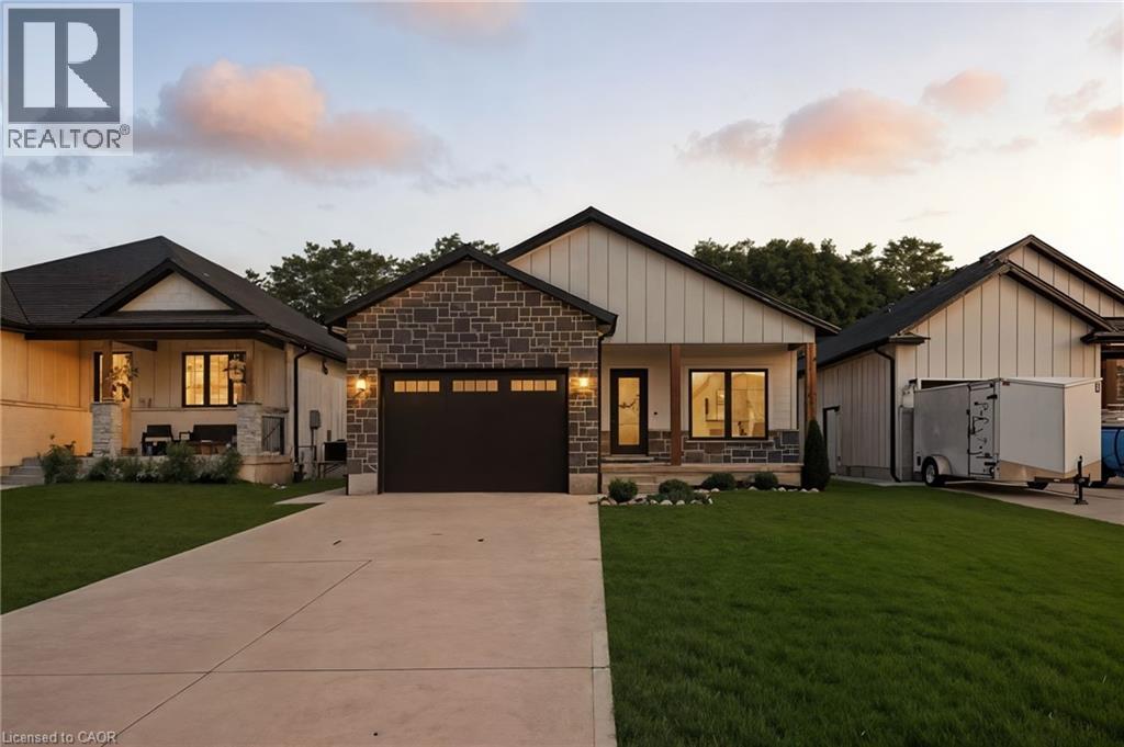 7 MACNEIL Court, Port Burwell, Ontario